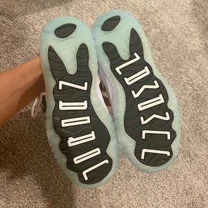 Never worn Jordan Kids 11 retro low (ps)